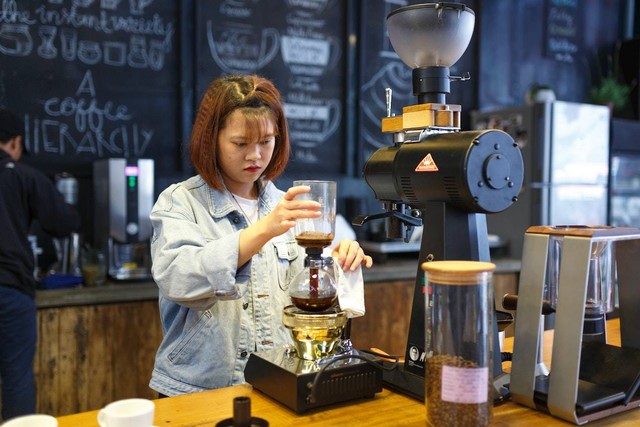 Ilustrasi foto cara membuat kopi americano yang benar, ini tekniknya. Sumber foto: Pexels