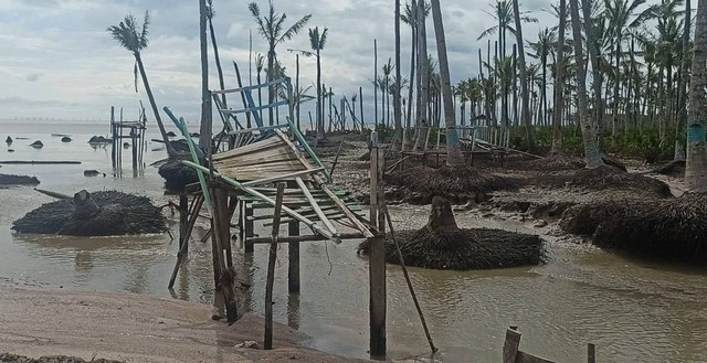 Kondisi objek wisata Pantai Tanjung Burung di Mempawah. Foto: M. Zain/Hi!Pontianak