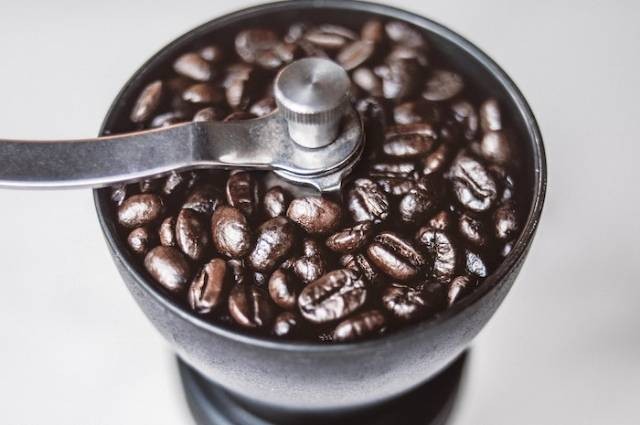 Inspirasi jenis biji kopi di Indonesia, sumber foto: Wouter de Jong by pexels.com