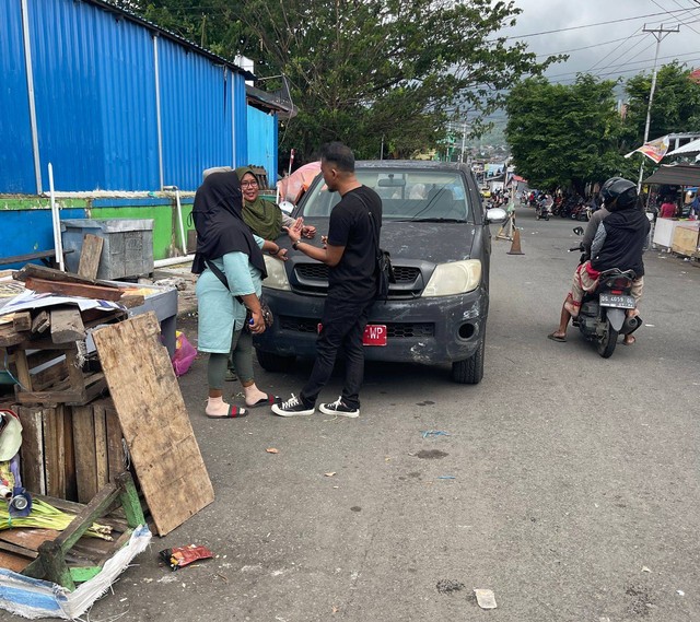 Lokasi pedangan sayur yang dibongkar dan akan ditempati pedagang kain gorden. Foto: Samsul/cermat