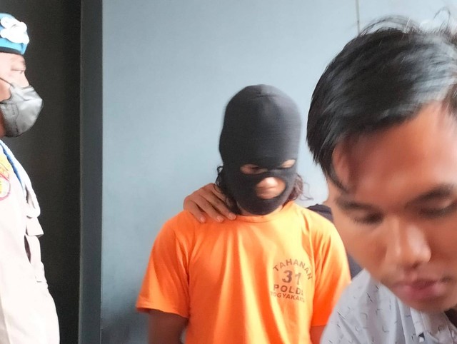 Tampang HP, pelaku mutilasi di Sleman. Foto: erfanto/Tugu Jogja