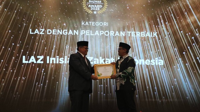IZI terpilih menjadi Lembaga Amal Zakat (LAZ) dengan Pelaporan Terbaik.