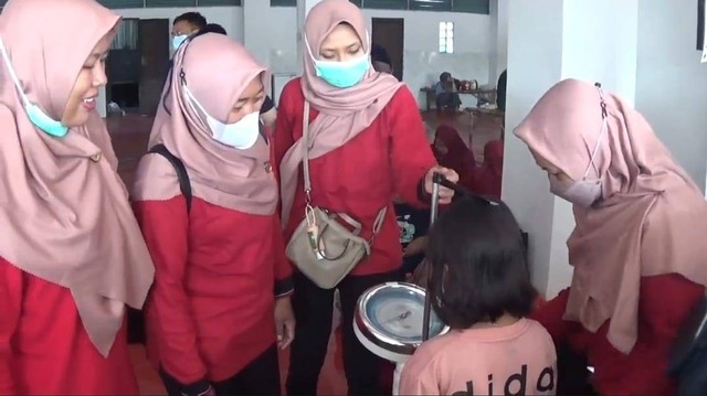 Targetkan Surabaya Zero Stunting, 1.500 Perawat Kawal Gizi Para Balita