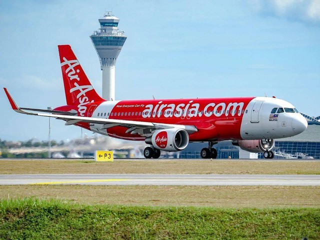 Pesawat Air Asia | Foto: @nwar81 (Instagram)