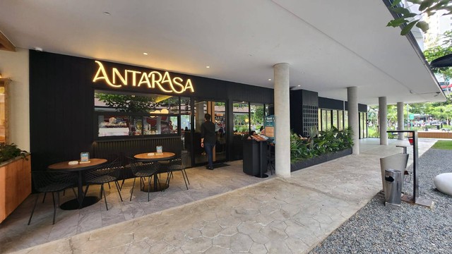 Antarasa, restoran chef Juna dan Renata Moeleok buka cabang baru di One Satrio, Kuningan, Jakarta Selatan (20/3/23). Foto: Azalia Amadea/kumparan