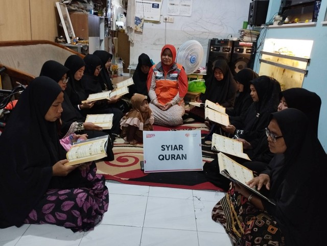 Pada hari Selasa, (21/03) Rumah Zakat cabang Surabaya telah menyalurkan paket Syiar Quran untuk para Ibu lansia.