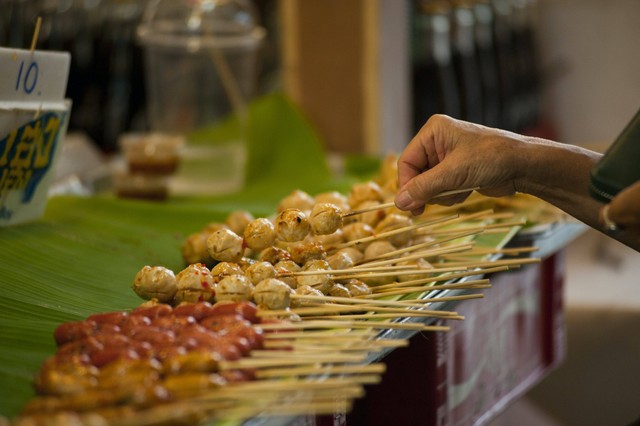 Kuliner Malam Purwokerto, Foto Hanya Ilustrasi: Pexels/Oleksandr Pidvalnyi