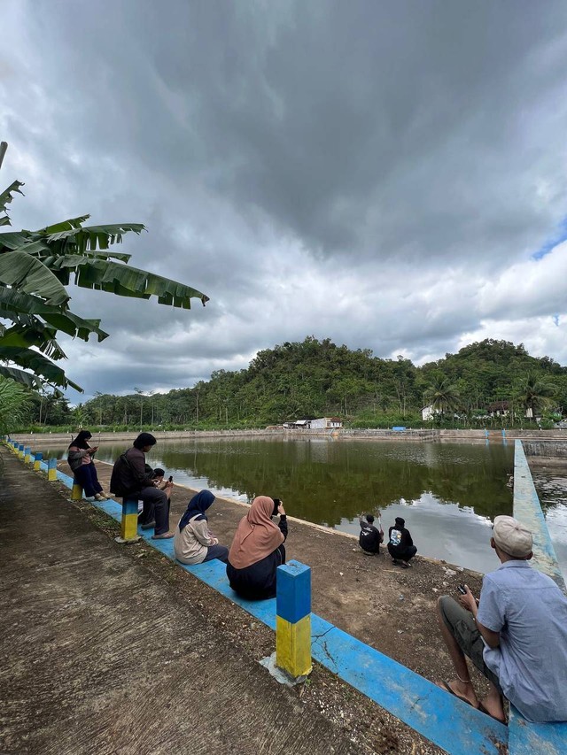 Survei Embung Waru, Desa Johunut, Kecamatan Paranggupito, Kabupaten Wonogiri