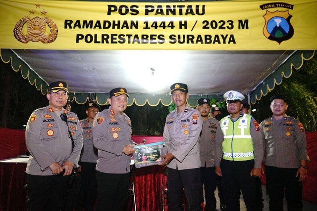 8 Pos Pantau Bulan Ramadhan Polrestabes Surabaya Ciptakan Kamtibmas Kondusif
