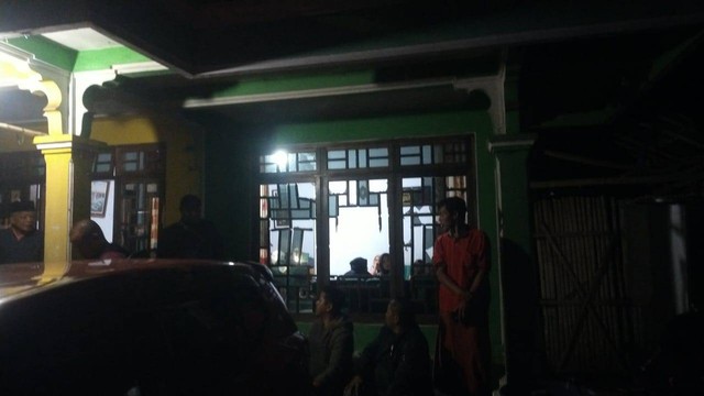 Sejumlah rumah di Dusun Junjungan, Desa Giriwarno, Kecamatan Kaliangkrik, Kabupaten Magelang rusak akibat ledakan petasan di salah satu rumah warga. Foto: Dok. Istimewa
