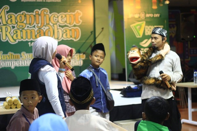 DDi bulan suci Ramadan ini Dompet Dhuafa Yogyakarta kembali Berkolaborasi dengan Gardena Departemen Store yang berlokasi di Jl. Urip Sumoharjo No. 40 Yogyakarta, selenggarakan Dongeng Kebaikan dan Buka Puasa bersama Anak Yatim pada Minggu, (26/03/2023).