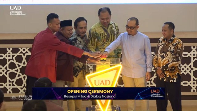 Opening Ceremony Resepsi Milad IMM UAD Ke-59 | Kumparan.com