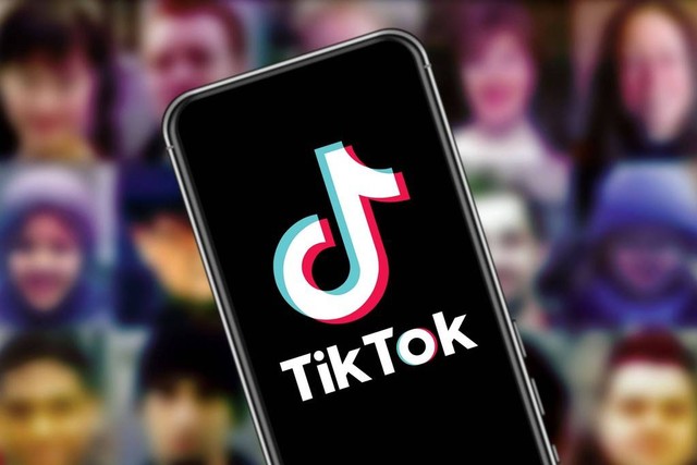 Ilustrasi cara hemat kuota TikTok. Foto: Shutterstock