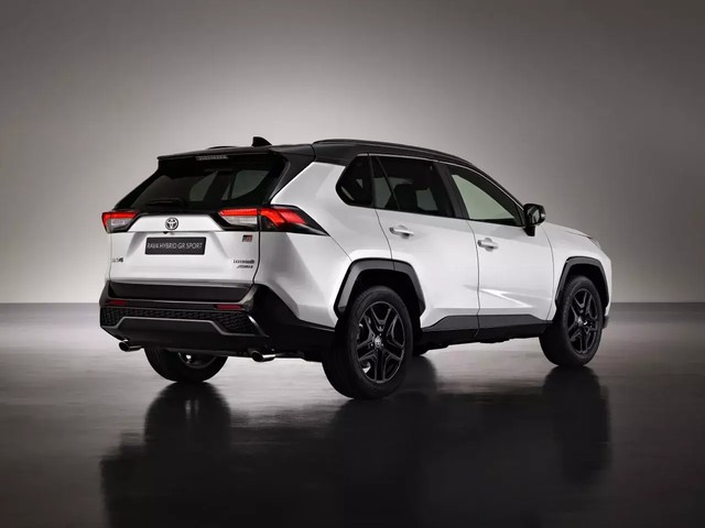 RAV4 GR Sport, Akan Jadi SUV PHEV Pertama Toyota yang Dijual Retail di ...