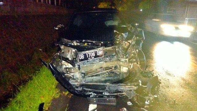 Penampakan mobil Toyota Harrier yang menyebabkan banyak kecelakaan di ruas jalan di Kota Manado. 