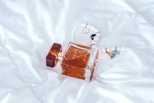Ilustrasi Kata-kata Promosi Parfum, Foto: Pexels/Dina Nasyrova