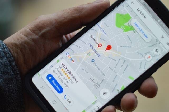 Cara melacak mobil dengan Google Maps. Foto: Unsplash