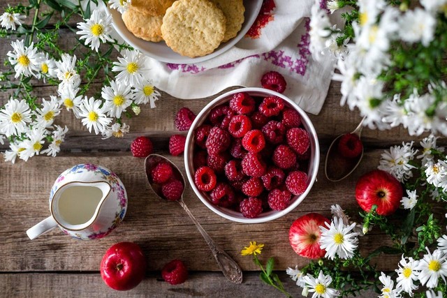 Raspberry merupakan salah satu makanan anti inflamasi, foto: Pixabay