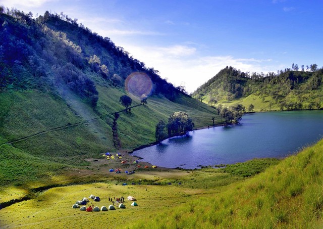 Ilustrasi wisata alam mandawalangi. Sumber foto : www.pixabay.com