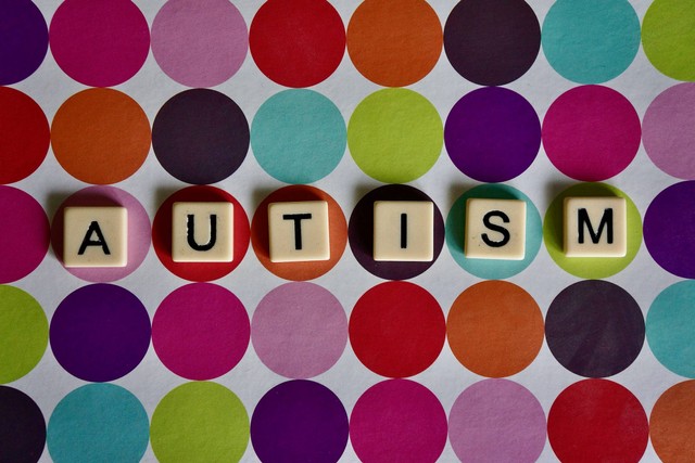 Ilustrasi Hari Peduli Autisme Sedunia (Foto: Peter Burdon | Unsplash.com)