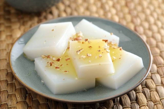 Ilustrasi Puding Pisang Ambon. Foto: Shutterstock