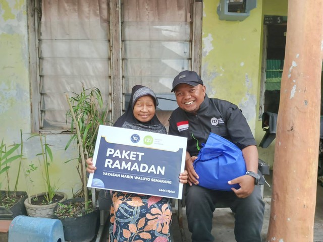 Salurkan Program Paket Ramadan Yayasan Mardi Waluyo Semarang Gandeng