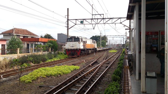 Ilustrasi Stasiun Kereta di Tangerang | Sumber: Unsplash/Fachry Hadid