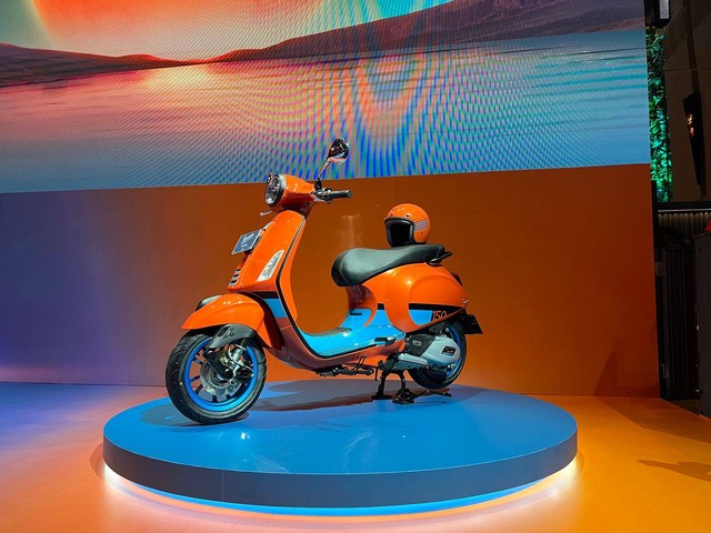 PT Piaggio Indonesia meluncurkan Vespa Primavera Color Vibe Limited Edition di Jakarta (4/4/2023). Foto: Sena Pratama/kumparan