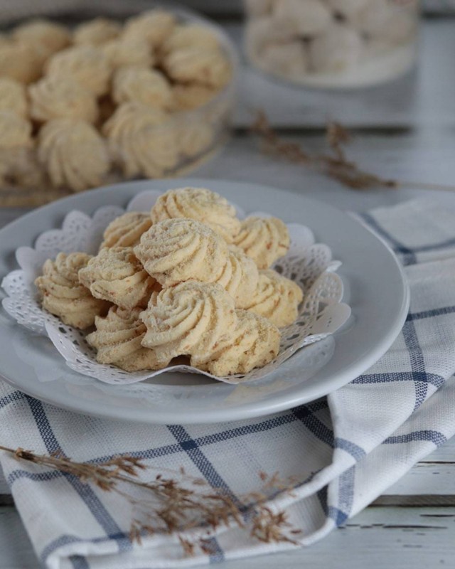 Resep Kue Kering Lebaran Kue Sagu Keju Lembut Dan Lumer Di Mulut