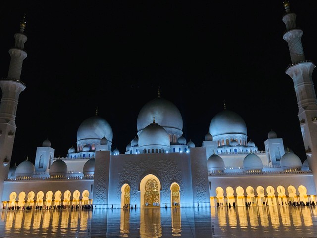 Ilustrasi Fadhilah Sholat Tarawih Malam ke 28 (Foto: Mohammad Wasim | Unsplash.com)