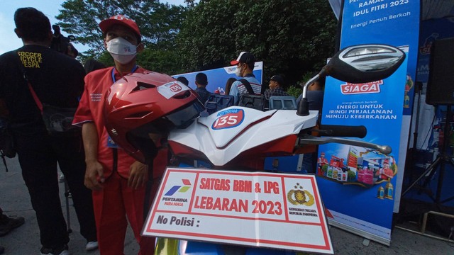 Tak Perlu Takut Kehabisan Bensin, Pertamina Siagakan Motoris Di Tol ...