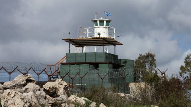 Sebuah pos untuk pasukan penjaga perdamaian PBB dari United Nations Interim Force in Lebanon (UNIFIL), di Marwahin, dekat perbatasan dengan Israel, Lebanon selatan, 6 April 2023. Foto: Aziz Taher/Reuters