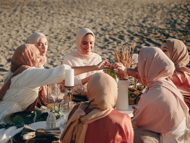 Ilustrasi susunan acara bukber. Sumber: pexels.com.