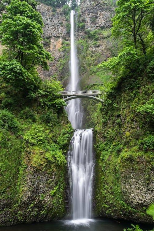 Curug Cipamingkis, Wisata Alam Yang Cocok Untuk Liburan Sambil Berkemah ...