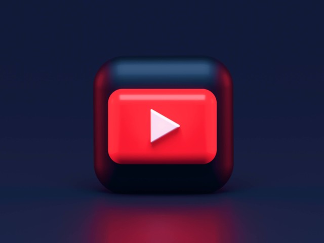  Ilustrasi Cara Membuat Akun YouTube untuk Content Creator Pemula, Unsplash/Alexander Shatov 