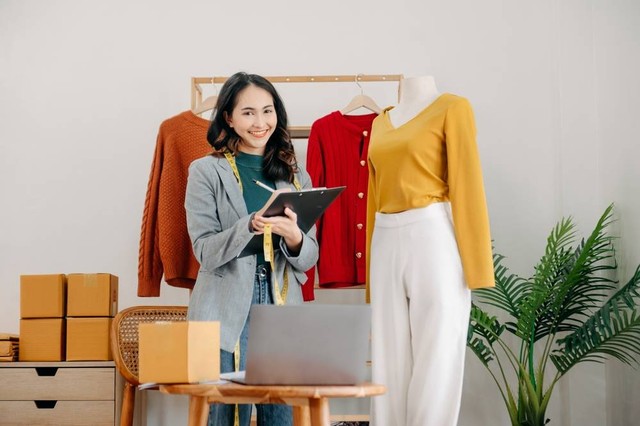 Ilustrasi membangun bisnis fashion. Foto: Shutterstock