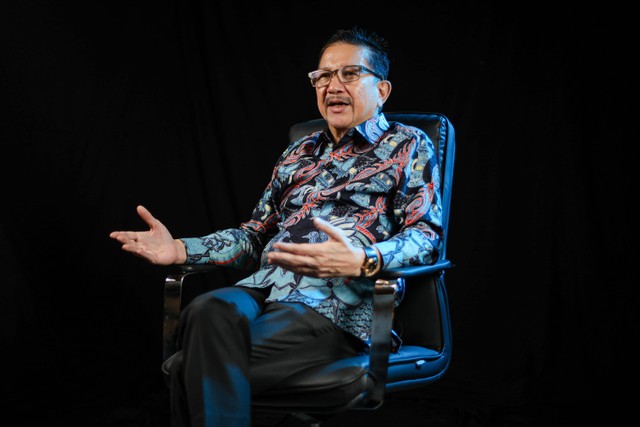 Presiden Direktur PT Freeport Indonesia, Tony Wenas saat ditemui kumparan di Jakarta, Selasa (11/4/2023). Foto: Aditia Noviansyah/kumparan