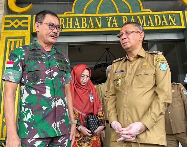 Gubernur Sutarmidji bersama Pangdam XII/TPR Mayjen TNI Sulaiman Agusto Hambuako. Foto: Teri/Hi!Pontianak