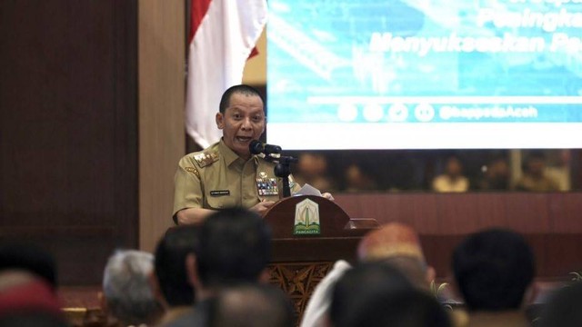 Pj Gubernur Aceh Achmad Marzuki saat membuka Musrenbang Aceh 2023. 