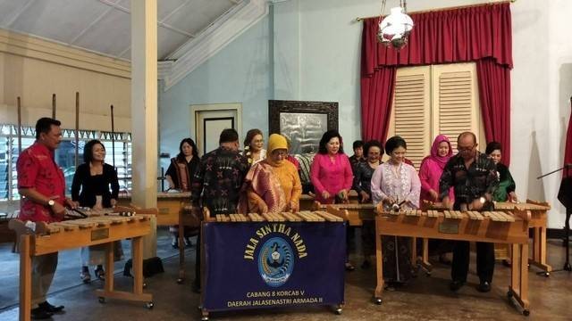 Cara Memainkan Kolintang, Alat Musik Asal Minahasa. Foto: Kumparan/Tugu Jogja