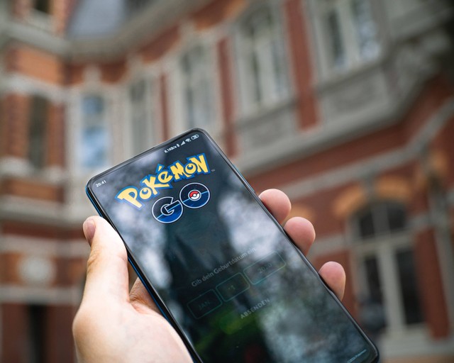  Ilustrasi Tips dan Trik Bermain Pokemon Go. Foto: Unsplash/Mika Baumeister.