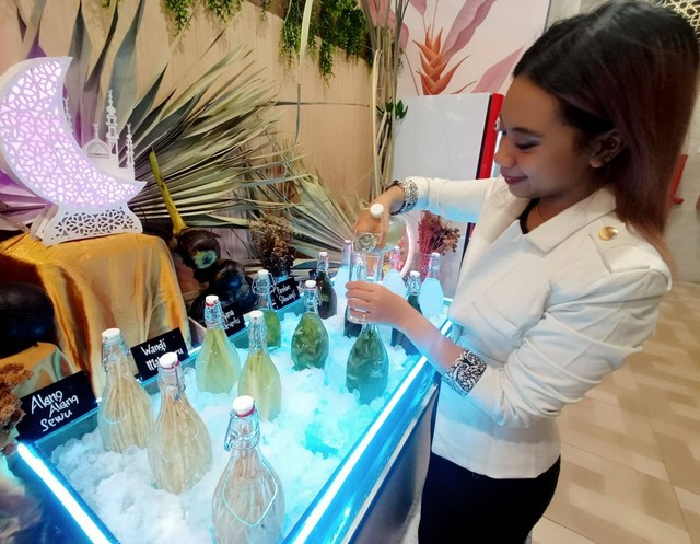 Minuman tradisional yang disuguhkan Leedon Hotel & Suites ini terinspirasi dari gunung di Pulau Jawa. Foto: Masruroh/Basra