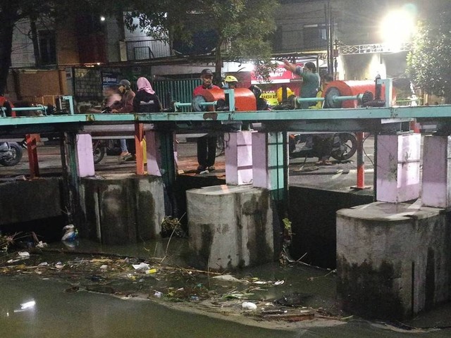 Cerita Dunia Lain di Sungai Simo Hilir Surabaya, Tempat Remaja Tewas Tenggelam