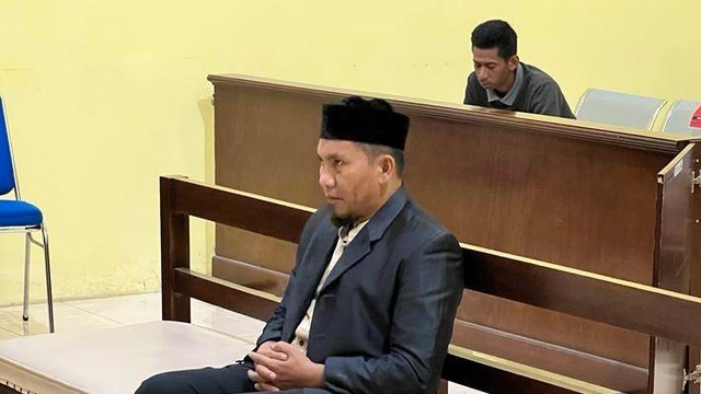 Eks Bupati Bener Meriah, Ahmadi, divonis 1,6 tahun penjara atas kasus penjualan kulit harimau. Foto: Dok. Istimewa