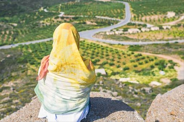 Ilustrasi wanita sholehah. photo: shutter stock.