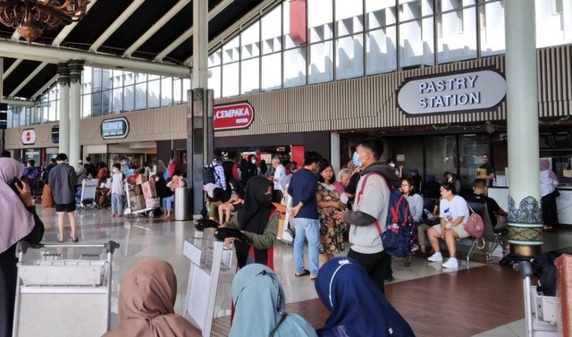 Suasana Bandara Soekarno-Hatta pada Sabtu (15/4). Foto: Dok. Istimewa