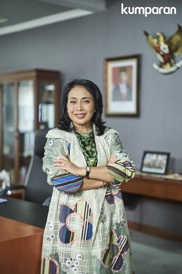 Menteri PPPA Bintang Puspayoga untuk Role Model kumparanWOMAN. Foto: Panji Indra, Fashion Stylist: Anantama Putra, Busana: Studio 133 Biyan