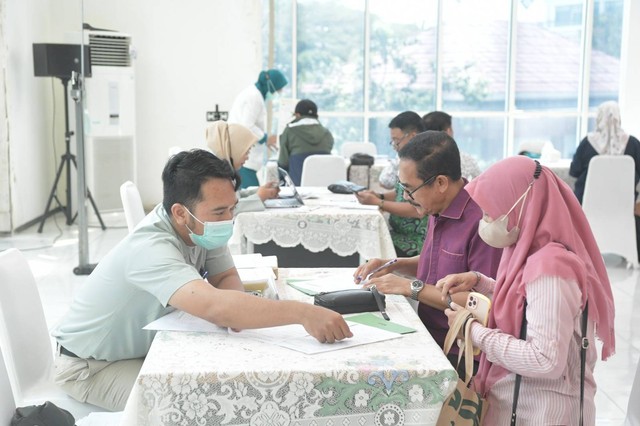 DPP PPP mengadakan tes kesehatan jasmani, rohani, dan bebas narkoba bagi bakal calon legislatif (bacaleg) DPR RI, Senin (17/4/2023). Foto: Dok. Istimewa