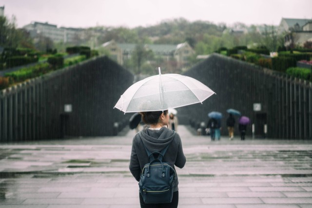 Ilustrasi anak muda Korea kesepian. Foto: Travel man/Shutterstock