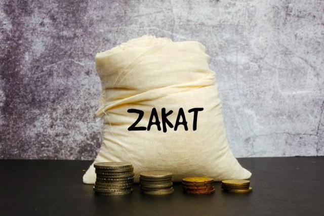 Zakat Fitrah Dikeluarkan Pada Bulan, Foto: Unsplash.